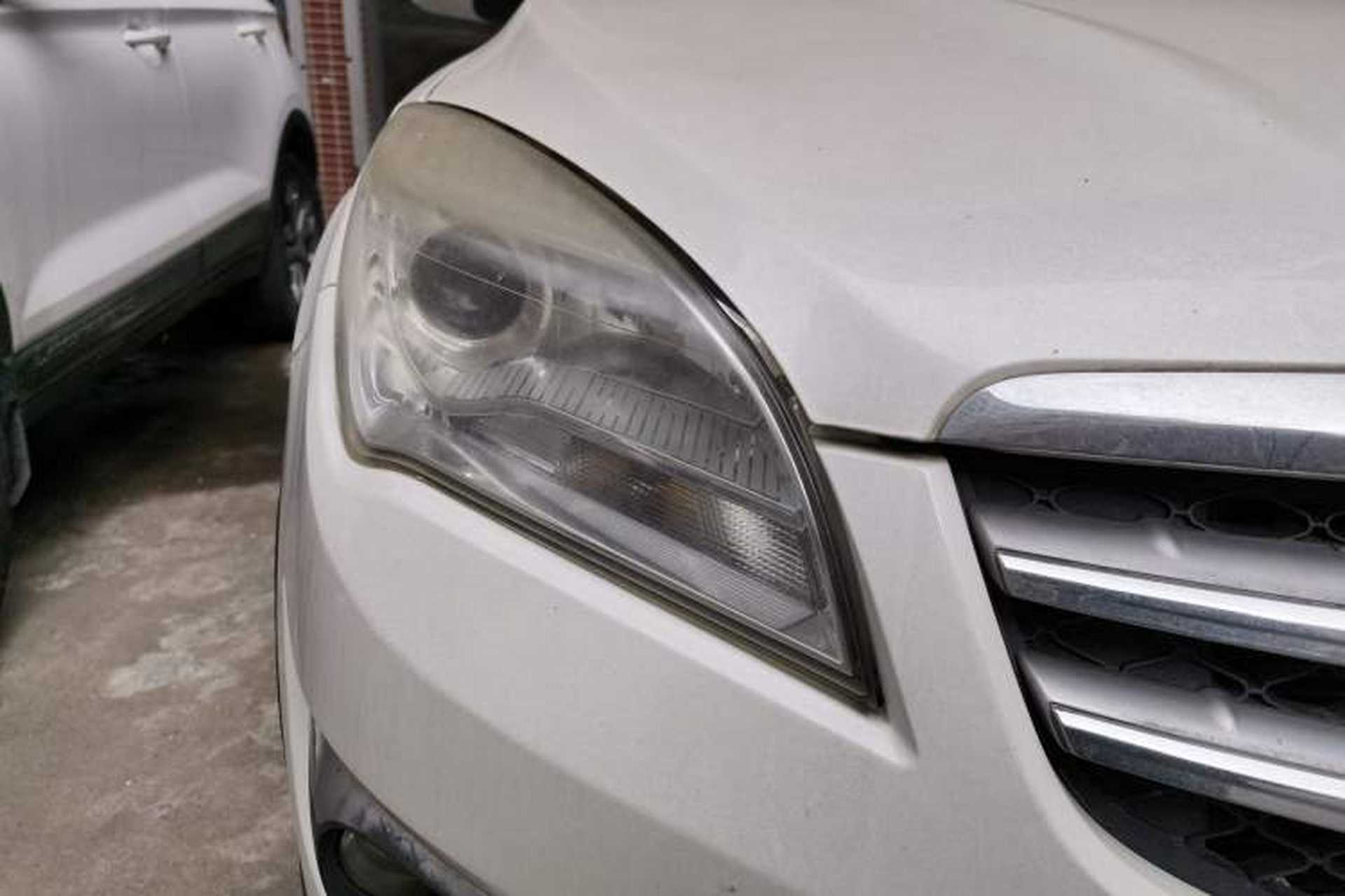 Used CHANGAN CS35 2014 1.6L Manual Luxury Model China IV Standard Right Front Headlight