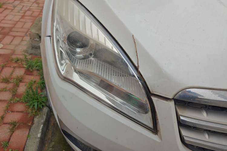 Used CHANGAN CS35 2014 1.6L Manual Luxury Model China IV Standard Right Front Headlight