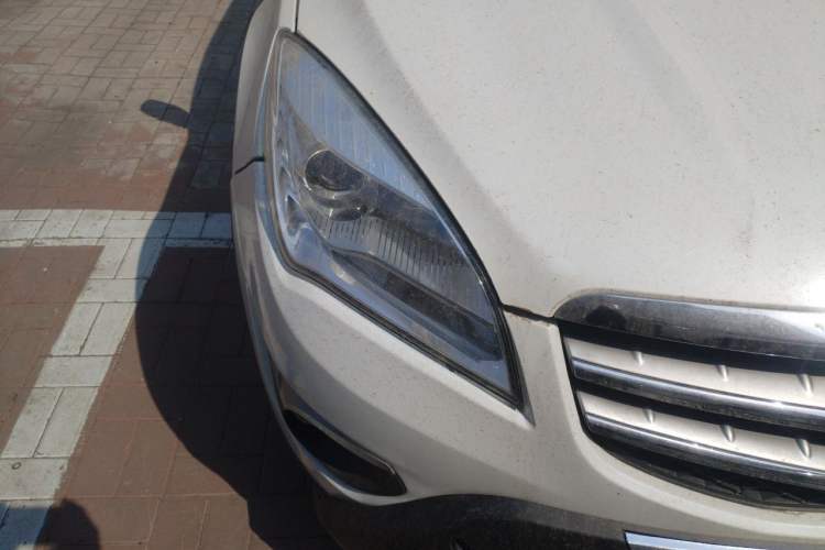 Used CHANGAN CS35 2014 1.6L Manual Luxury Model China V Standard Right Front Headlight