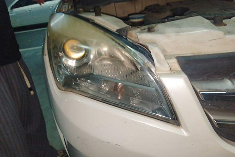 Used CHANGAN CS35 2014 1.6L Automatic Luxury Model China IV Standard Right Front Headlight