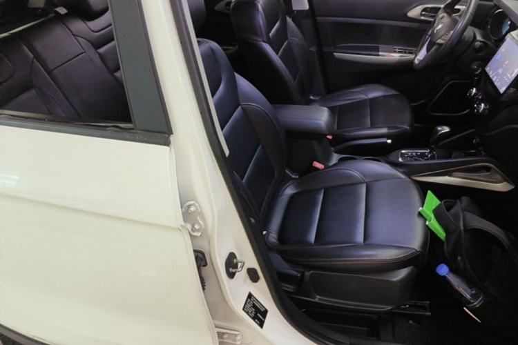 Used CHANGAN CS35 2014 1.6L Automatic Luxury Model China IV Standard Right Front Seat