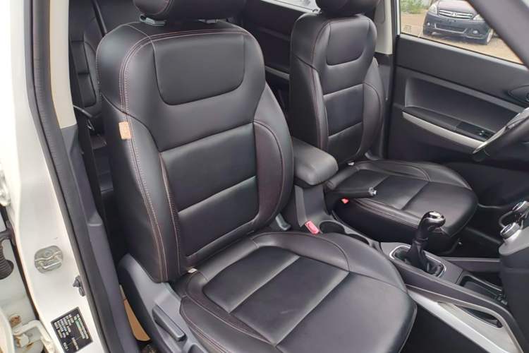 Used CHANGAN CS35 2014 1.6L Manual Luxury Model China IV Standard Right Front Seat