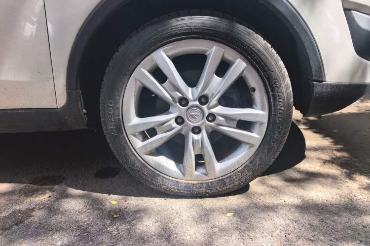 Used CHANGAN CS35 2014 1.6L Automatic Luxury Model China IV Standard Right Front Wheel Hub