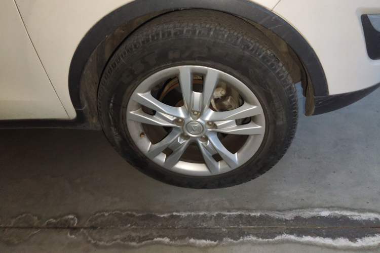 Used CHANGAN CS35 2014 1.6L Automatic Luxury Model China IV Standard Right Front Wheel Hub
