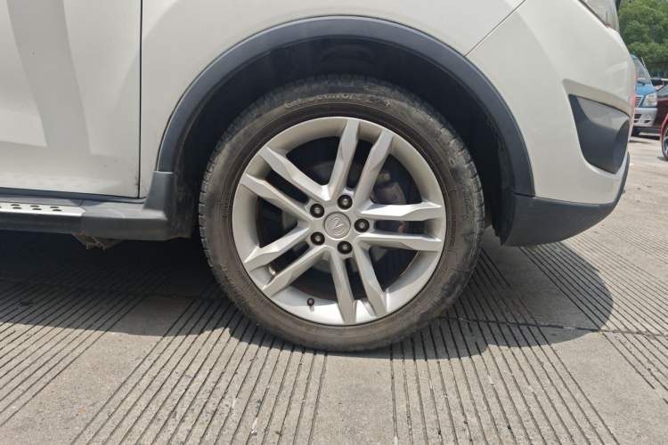 Used CHANGAN CS35 2014 1.6L Manual Luxury Model China V Standard Right Front Wheel Hub