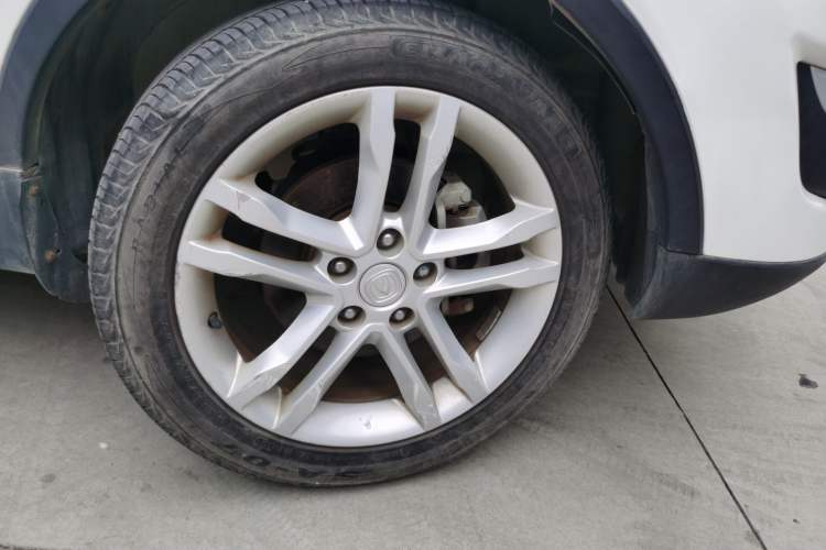 Used CHANGAN CS35 2014 1.6L Manual Luxury Model China V Standard Right Front Wheel Hub