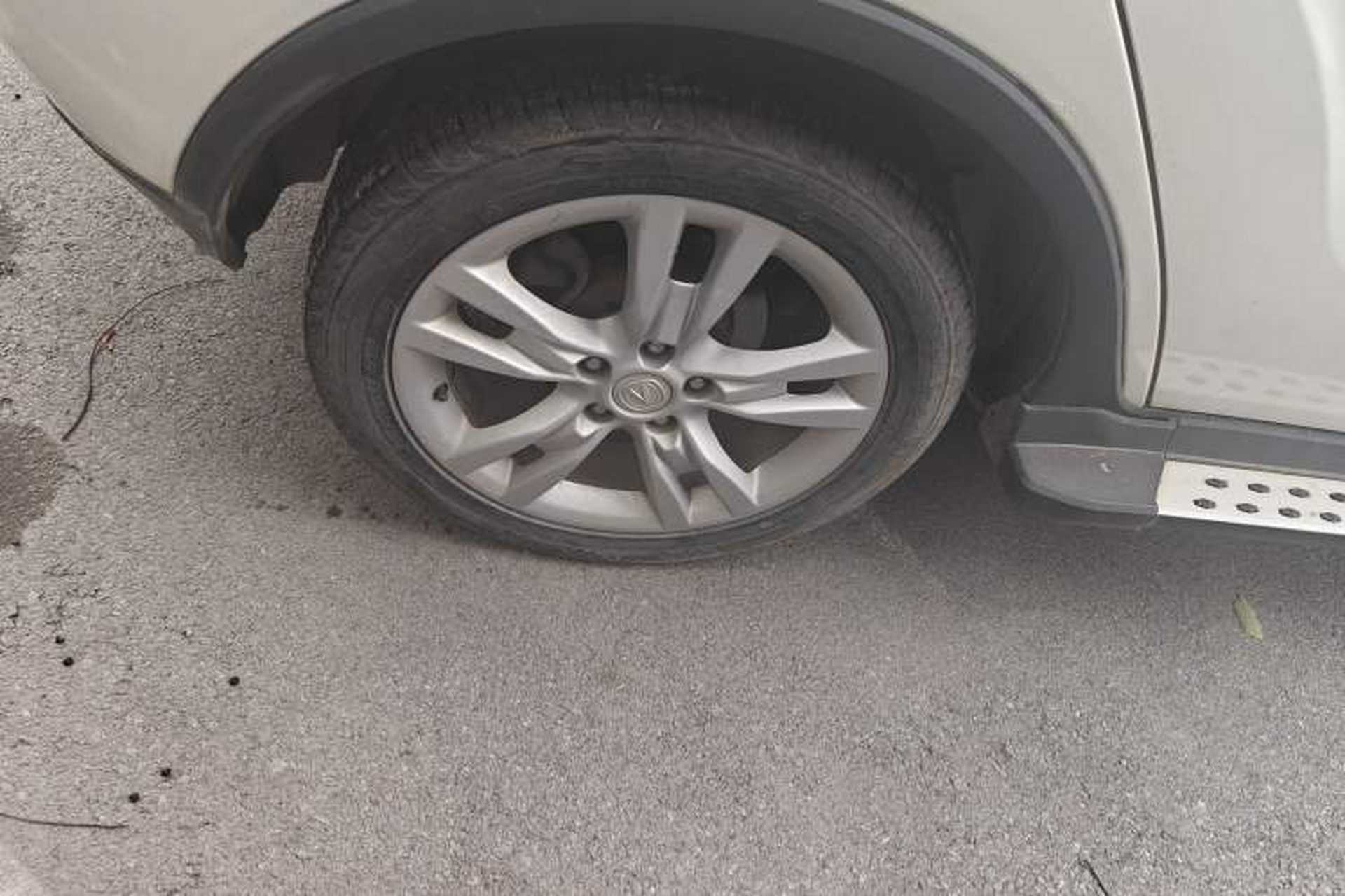 Used CHANGAN CS35 2014 1.6L Automatic Luxury Navigation Model China IV Standard Right Front Wheel Hub