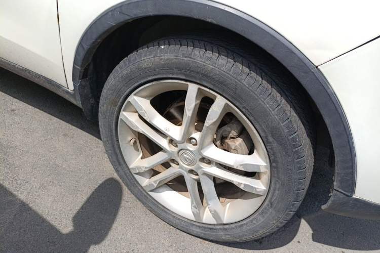 Used CHANGAN CS35 2014 1.6L Manual Luxury Model China IV Standard Right Front Wheel Hub