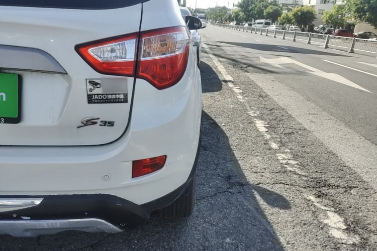 Used CHANGAN CS35 2014 1.6L Manual Luxury Model China IV Standard Right Rear Taillight