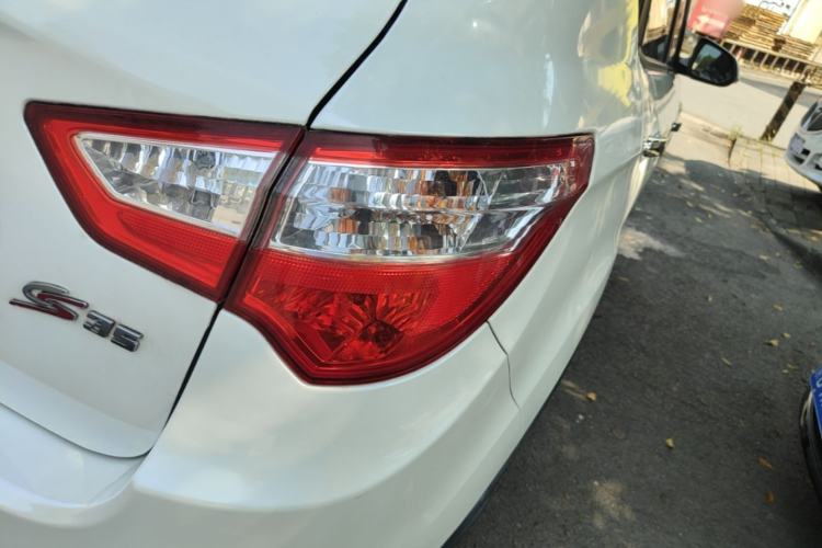 Used CHANGAN CS35 2014 1.6L Automatic Luxury Model China IV Standard Right Rear Taillight