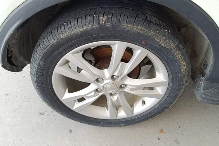 Used CHANGAN CS35 2014 1.6L Automatic Luxury Model China IV Standard Right Rear Wheel Hub