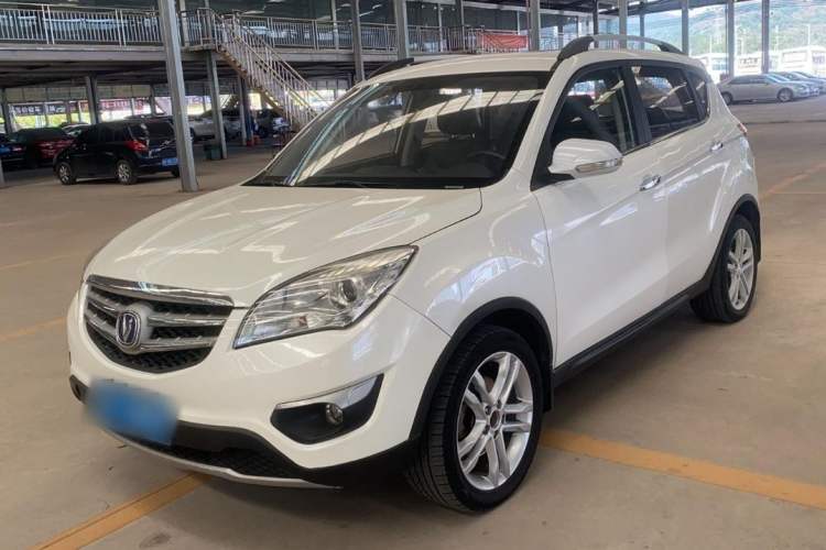 Used CHANGAN CS35 2014 1.6L Automatic Luxury Navigation Model China IV Standard Roof