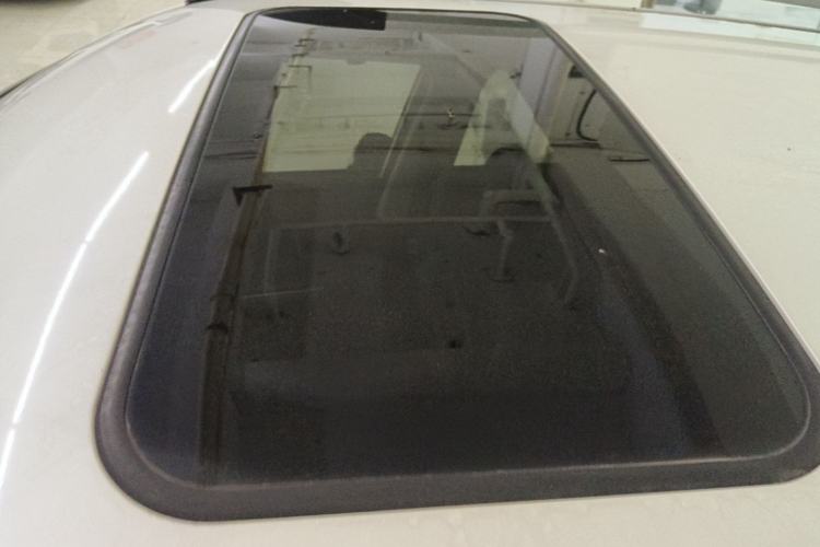 Used CHANGAN CS35 2014 1.6L Automatic Luxury Model China IV Standard Roof
