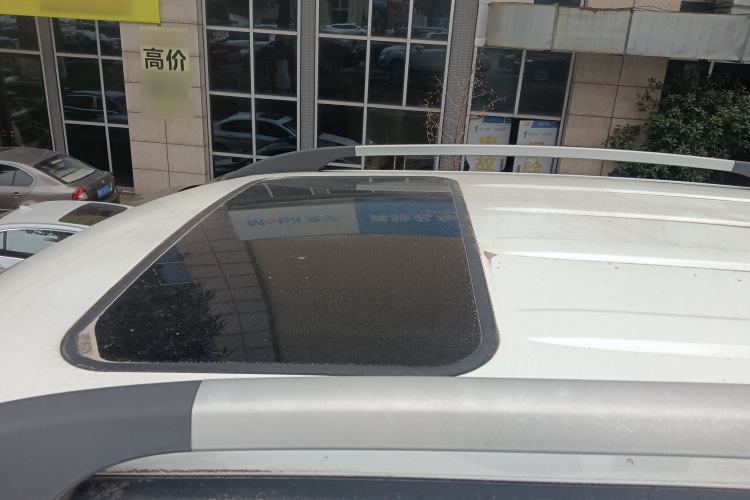 Used CHANGAN CS35 2014 1.6L Automatic Luxury Model China IV Standard Roof