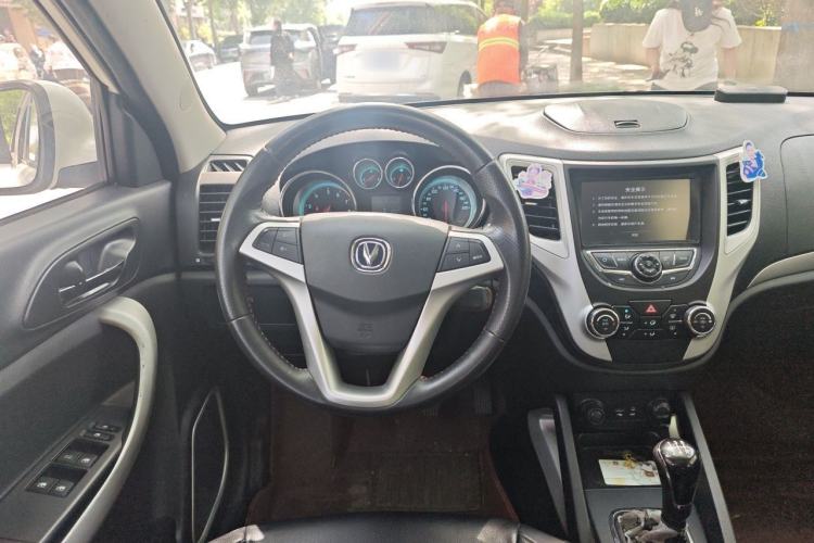 Used CHANGAN CS35 2014 1.6L Manual Luxury Model China IV Standard Steering Wheel