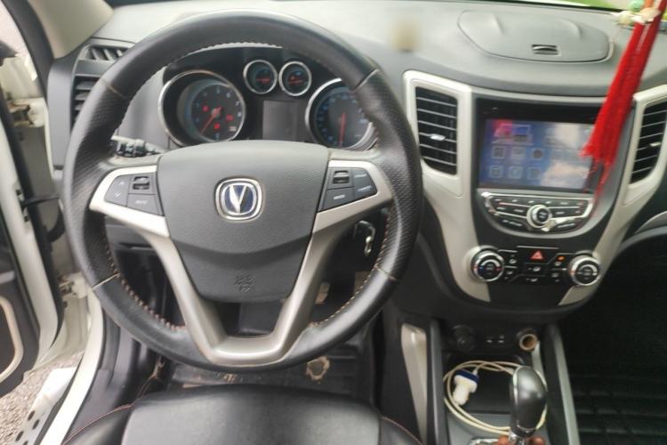 Used CHANGAN CS35 2014 1.6L Automatic Luxury Model China IV Standard Steering Wheel
