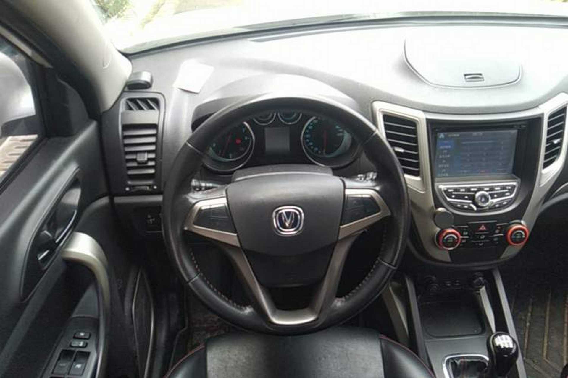Used CHANGAN CS35 2014 1.6L Manual Luxury Navigation Model China IV Standard Steering Wheel