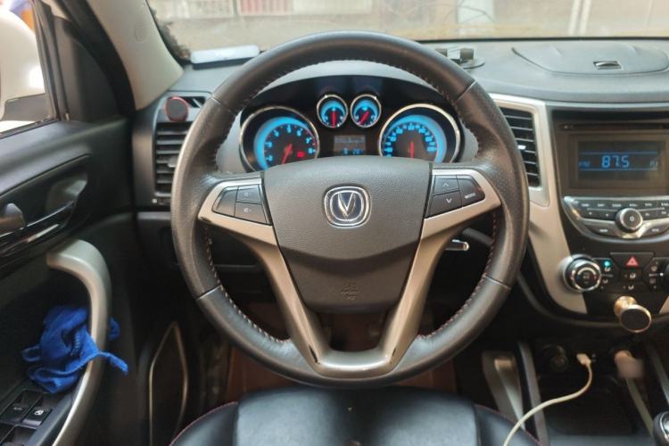 Used CHANGAN CS35 2014 1.6L Manual Luxury Model China IV Standard Steering Wheel