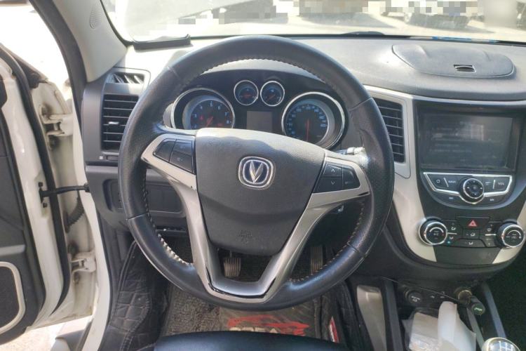 Used CHANGAN CS35 2014 1.6L Manual Luxury Model China IV Standard Steering Wheel