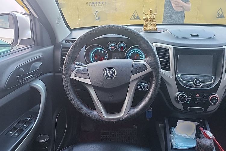 Used CHANGAN CS35 2014 1.6L Manual Luxury Model China IV Standard Steering Wheel