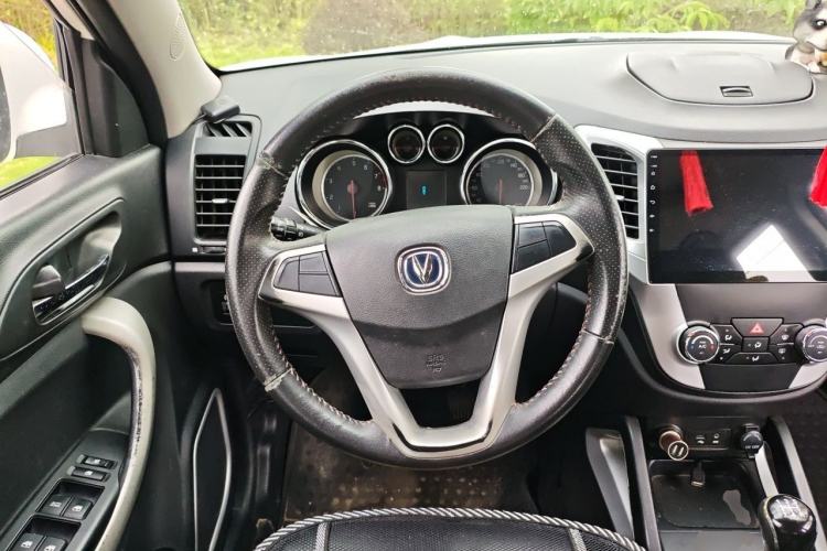 Used CHANGAN CS35 2014 1.6L Manual Luxury Model China IV Standard Steering Wheel