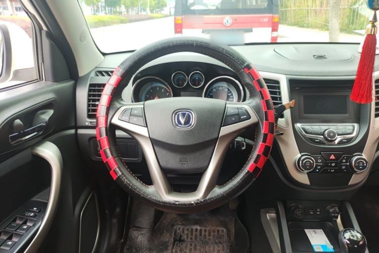 Used CHANGAN CS35 2014 1.6L Manual Luxury Model China IV Standard Steering Wheel