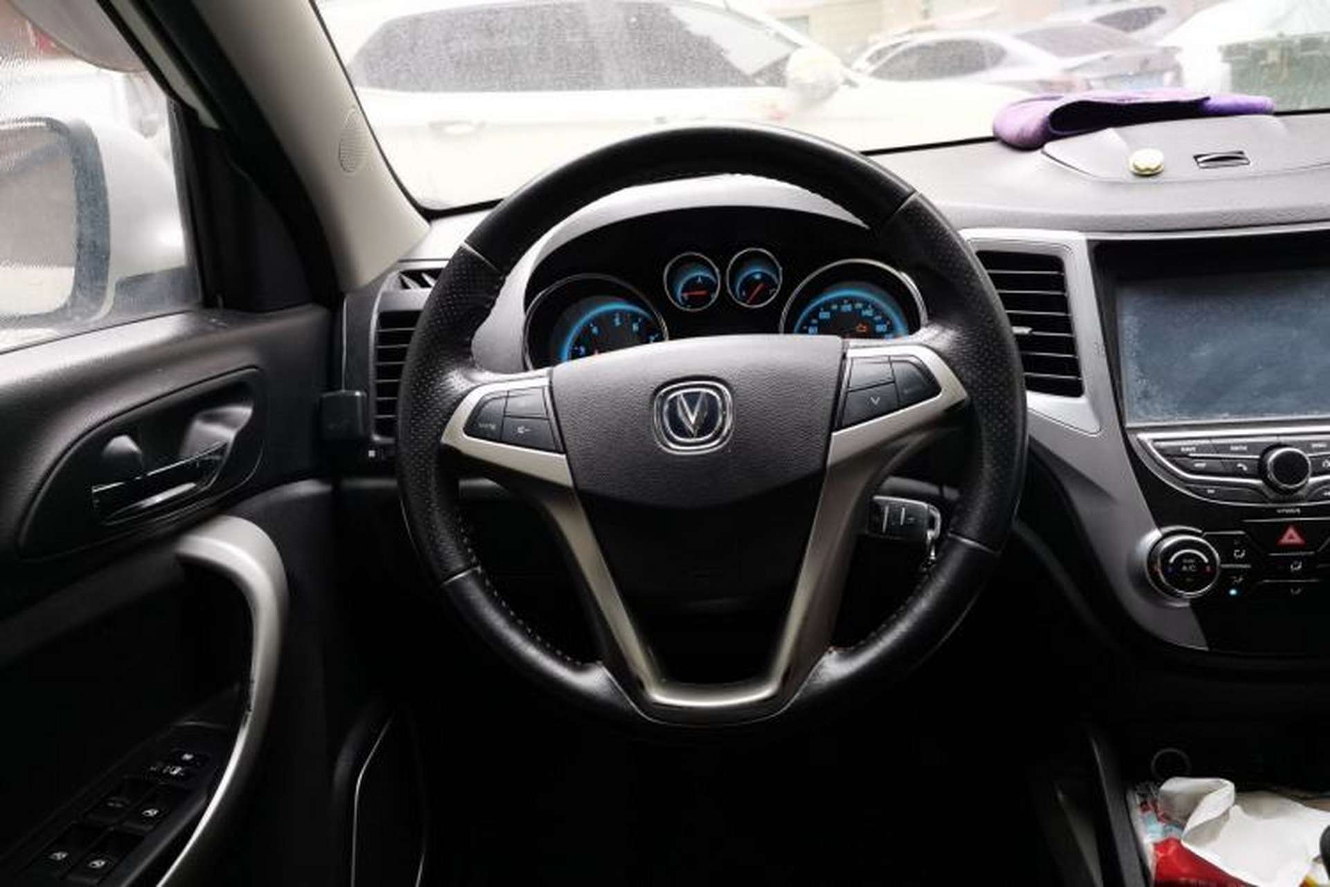 Used CHANGAN CS35 2014 1.6L Manual Luxury Model China IV Standard Steering Wheel