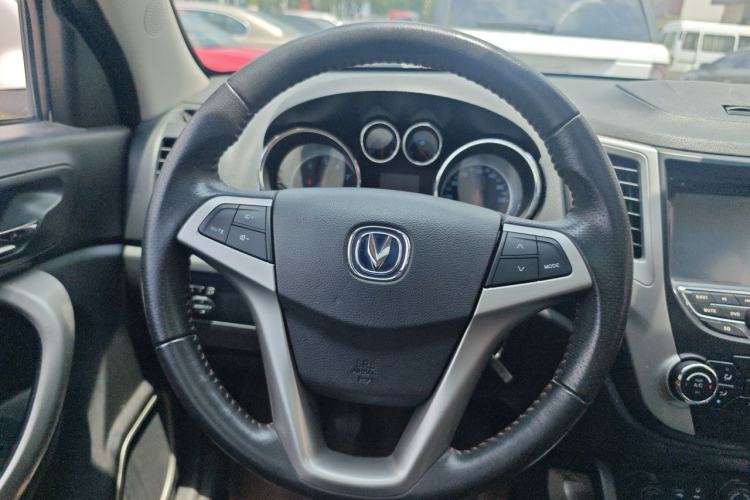 Used CHANGAN CS35 2014 1.6L Manual Luxury Model China V Standard Steering Wheel