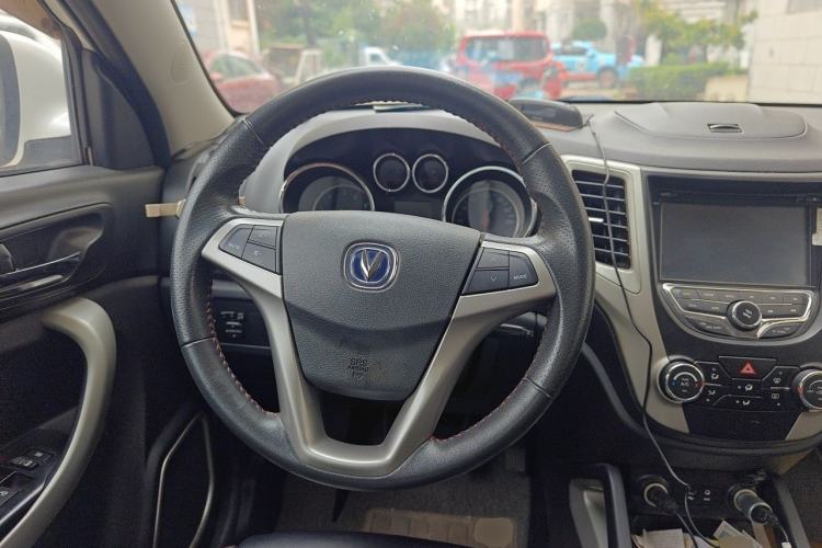 Used CHANGAN CS35 2014 1.6L Manual Luxury Model China IV Standard Steering Wheel