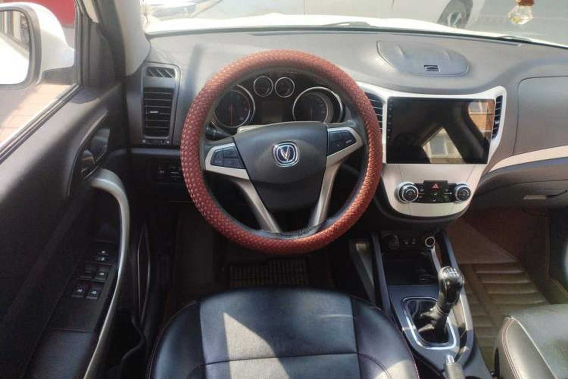 Used CHANGAN CS35 2014 1.6L Manual Luxury Model China V Standard Steering Wheel