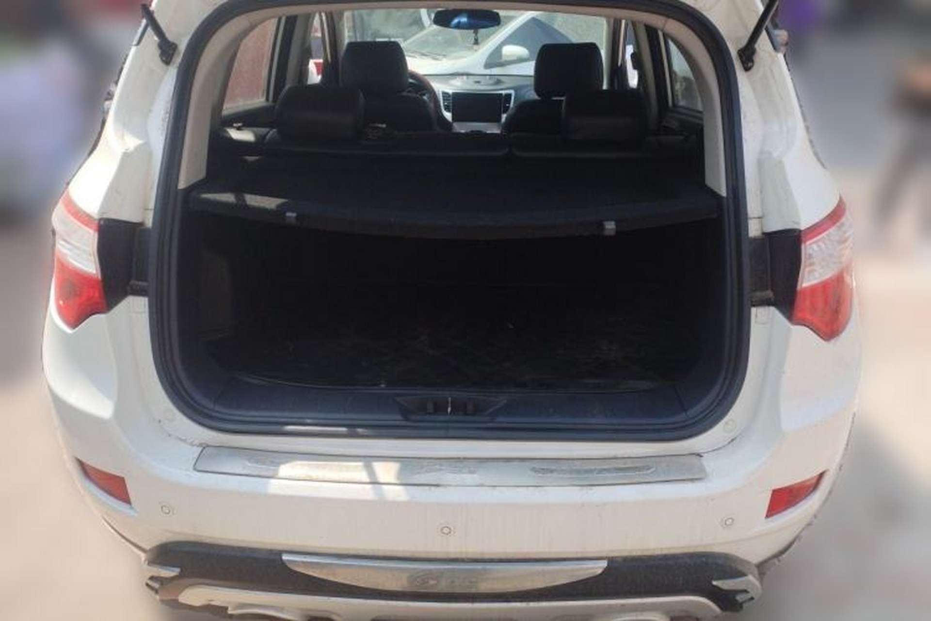 Used CHANGAN CS35 2014 1.6L Manual Luxury Model China V Standard Trunk