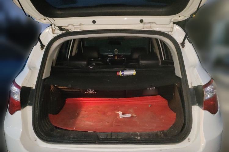 Used CHANGAN CS35 2014 1.6L Automatic Luxury Model China IV Standard Trunk