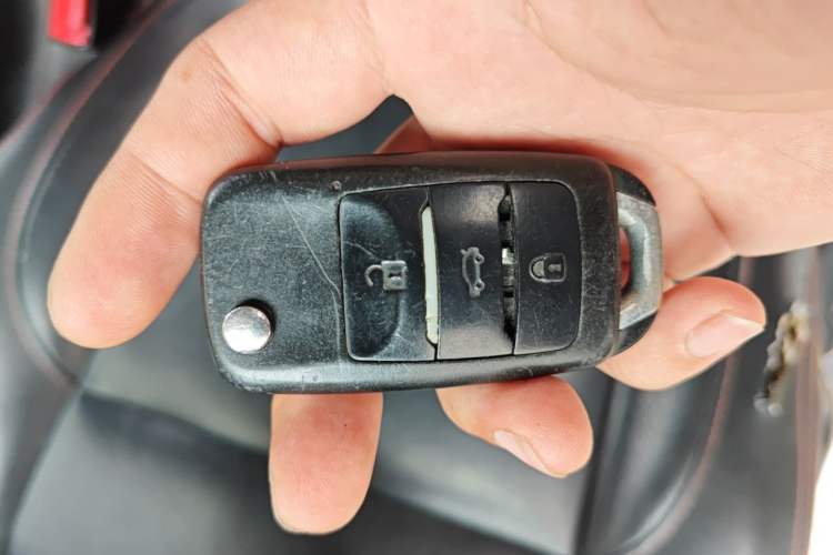 Used CHANGAN CS35 2014 1.6L Manual Luxury Model China IV Standard Vehicle Key