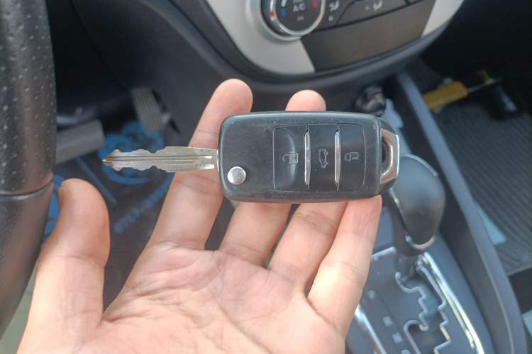 Used CHANGAN CS35 2014 1.6L Automatic Luxury Model China IV Standard Vehicle Key