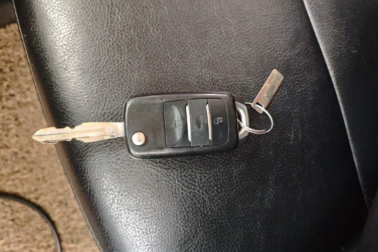 Used CHANGAN CS35 2014 1.6L Manual Luxury Model China IV Standard Vehicle Key