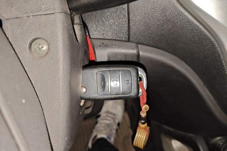 Used CHANGAN CS35 2014 1.6L Automatic Luxury Model China IV Standard Vehicle Key