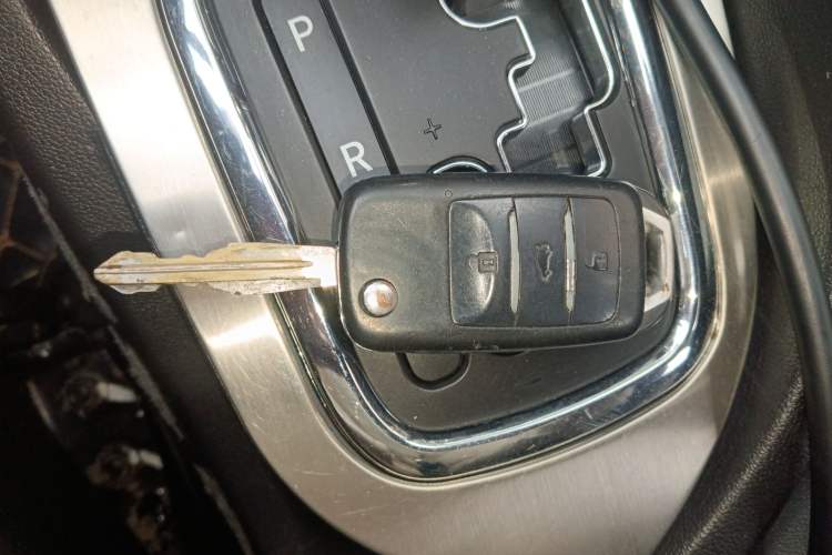 Used CHANGAN CS35 2014 1.6L Automatic Luxury Model China IV Standard Vehicle Key