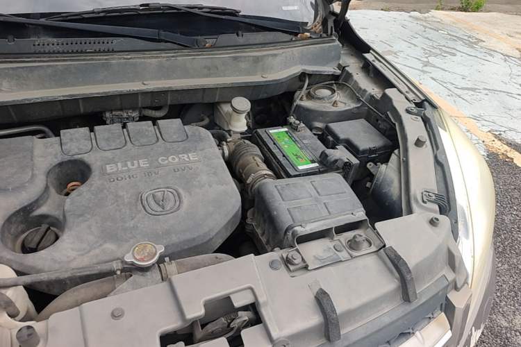 Used CHANGAN CS35 2014 1.6L Automatic Luxury Model China IV Standard Engine Bay Left