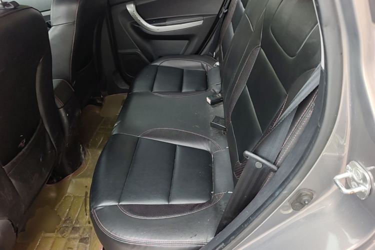 Used CHANGAN CS35 2014 1.6L Automatic Luxury Model China IV Standard Left Rear Seat