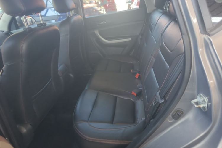 Used CHANGAN CS35 2014 1.6L Automatic Luxury Model China IV Standard Left Rear Seat