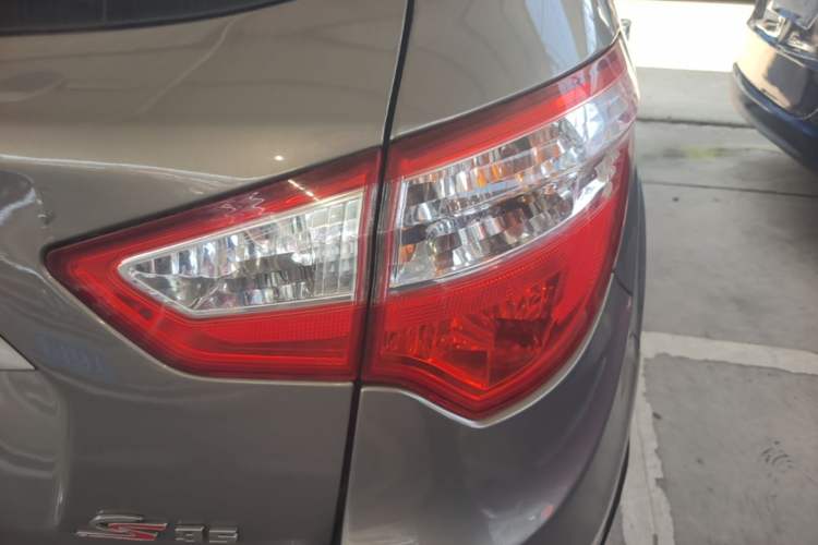 Used CHANGAN CS35 2014 1.6L Automatic Luxury Model China IV Standard Right Rear Taillight