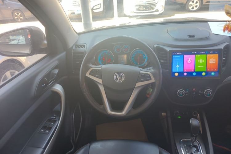 Used CHANGAN CS35 2014 1.6L Automatic Luxury Model China IV Standard Steering Wheel