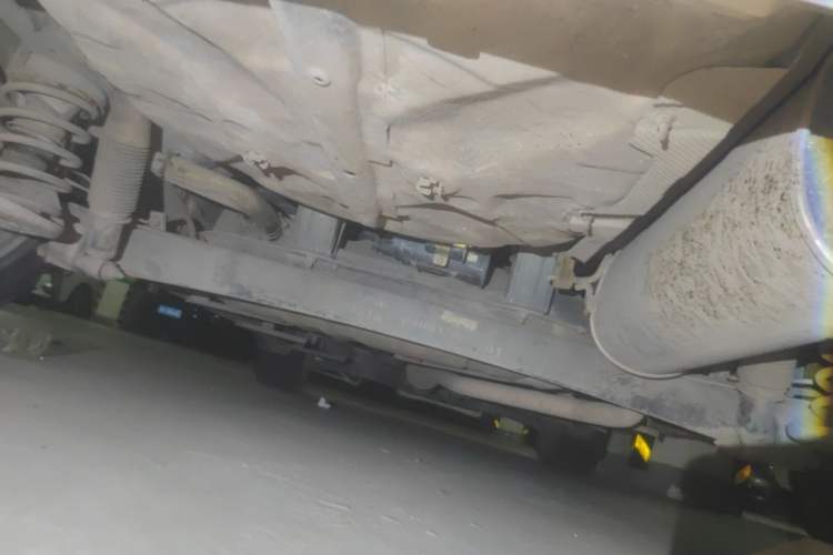 Used CHANGAN CS35 2015 1.6L Manual Luxury Model China IV Standard Chassis Rear