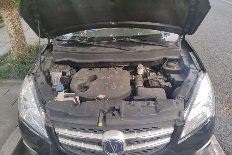 Used CHANGAN CS35 2015 1.6L Manual Luxury Model China IV Standard Engine Bay