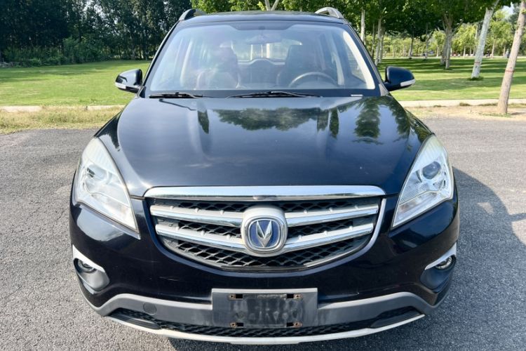 Used CHANGAN CS35 2015 1.6L Automatic Luxury Model China V Standard Exterior 1