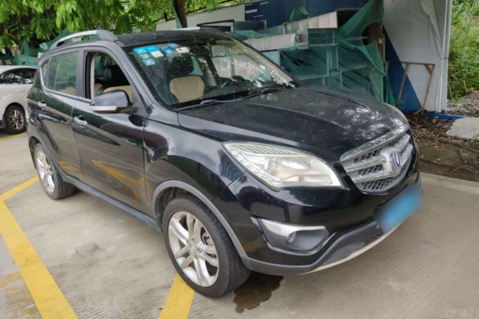 Used CHANGAN CS35 2015 1.6L Automatic Luxury Model China V Standard Exterior 1