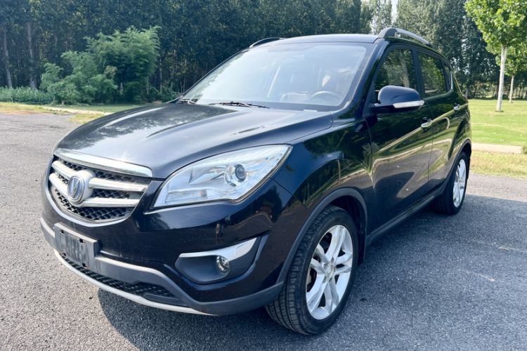 Used CHANGAN CS35 2015 1.6L Automatic Luxury Model China V Standard Exterior 5