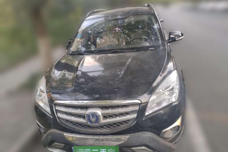 Used CHANGAN CS35 2015 1.6L Manual Luxury Model China IV Standard Front