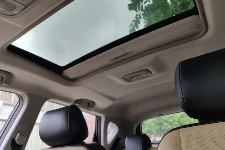 Used CHANGAN CS35 2015 1.6L Automatic Luxury Model China V Standard Headliner