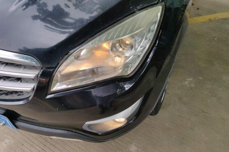 Used CHANGAN CS35 2015 1.6L Automatic Luxury Model China V Standard Left Front Headlight